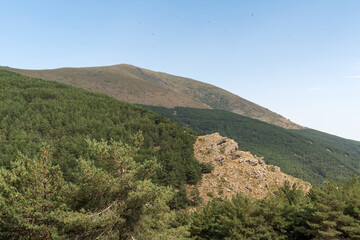 mountainous landscape in Sierra Nevada