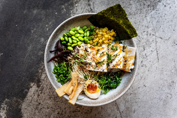 top down flatlay bowel of Raman