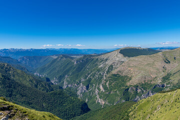 Naklejka premium landscape with mountains