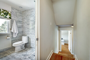 Beautiful Canadian House with backyard and swimming pool in Montreal's Suburb