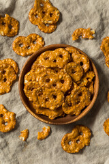 Homemade Salty Pretzel Crisps