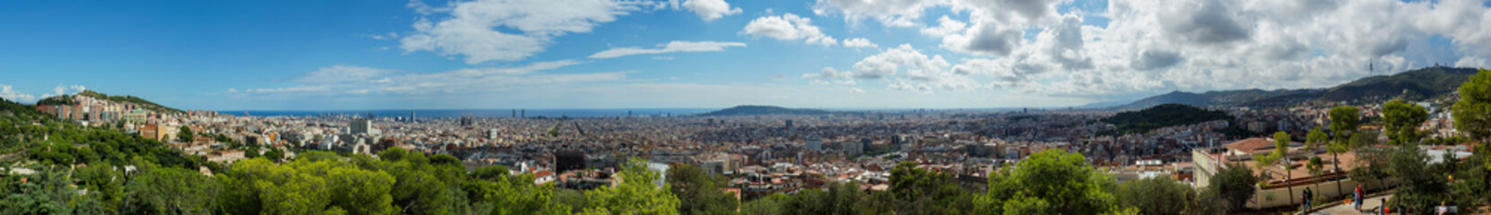 Fototapeta na wymiar Spain, Barcelona -panoramic view from hills 