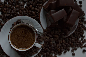Filiżanka kawy i słodkości