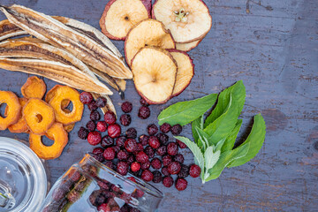 Home preparation of dried fruits in a dehydrator