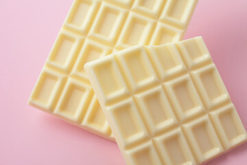 ホワイトチョコレート　割る