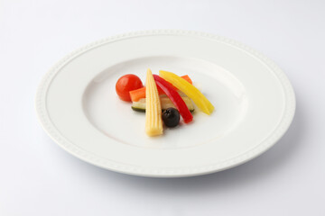 野菜のピクルス 酢漬け 白背景