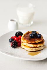 Pfannkuchen mit Milch