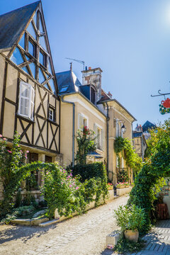 the "promenade des rempartS" or Fortification alley is quiet alley in  Bourges historical center, a medieval city located in the Berry region of France
