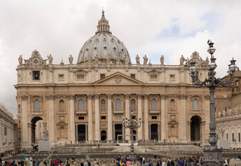  Tourists visiting St. Peter's Square
