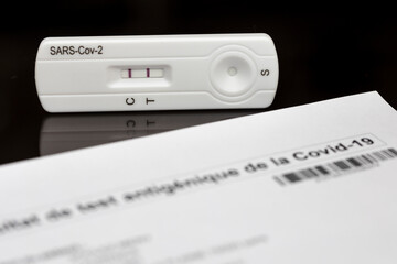 test antigénique covid 19 positif