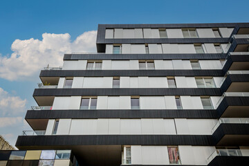 Dans le quartier de la Confluence à Lyon