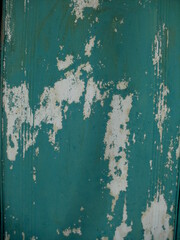 古びた青緑の壁