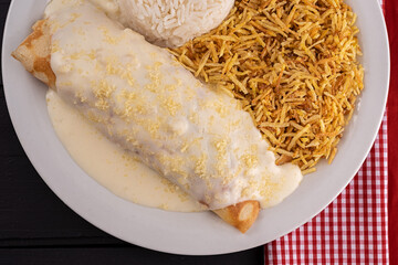 chicken pancake with white sauce