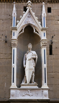 Statue of St. George, the sculptor Donatello