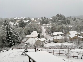 Oregon town in winter snow