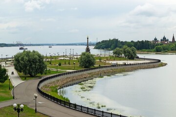 Yaroslavl, the confluence of the Kotorosl River with the Volga. Embankment In Yaroslavl