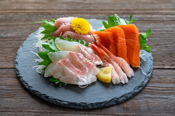 刺身の盛り合わせ