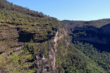 Fototapeta na wymiar grose valley cliffs by blackheath