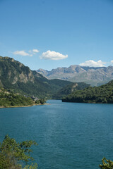 Fototapeta na wymiar view of the Lanuza reservoir located in the Aragonese Pyrenees in the province of Huesca, Spain