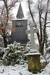 Dorfkirche Wittenau mit Kreuz