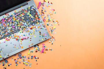 laptop confetti