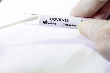 swab sample of covid-19 test