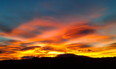 Coucher de soleil sur Vaison la romaine