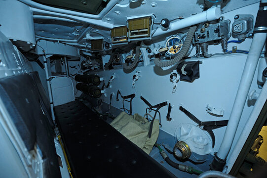 Compartment of a combat reconnaissance vehicle for soldiers