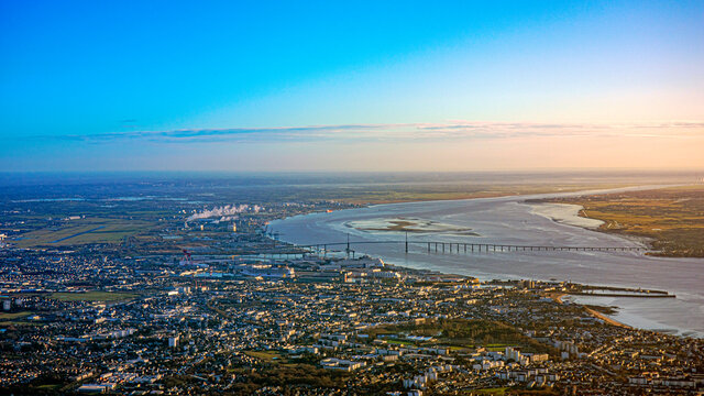 Saint Nazaire le pont la baule pornichet gu&eacute;reande et les marais