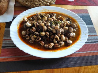 snails in hot sauce