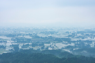 春霞の仙北平野