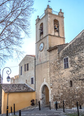 Fototapeta premium Eglise Saint Pierre du château Grimaldi au Haut de Cagnes à Cagnes sur Mer sur la Côte d'Azur