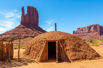 Native american hogans at Monument Valley - obrazy, fototapety, plakaty