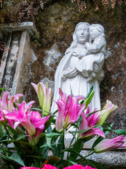 Close up shot of Madonna statue