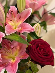 Obraz na płótnie Canvas bouquet of pink lilies
