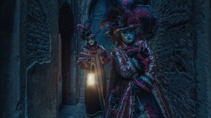 Fototapeta na wymiar Night in carnival of Venice