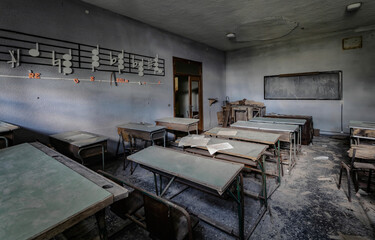 Abandoned school 