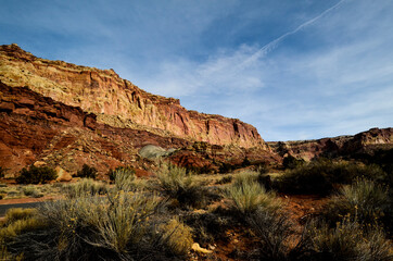 Desert Landscape in Souther Utah, southwest USA, cliffs, mesa, mountains, vegetation, and great views