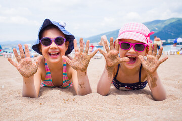 little girls on sea resort
