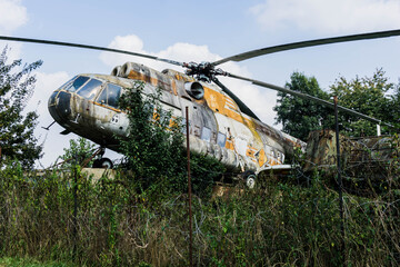 alte Flieger und Busse © Stillstand