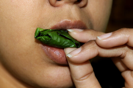 Chewing Betal nut Leaf