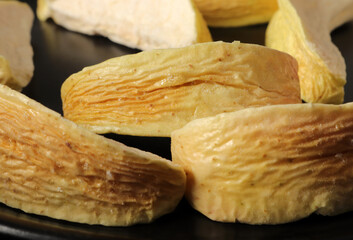 dried apple slices close up