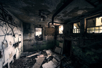 alte fabrik mit kaserne verfallen lost place