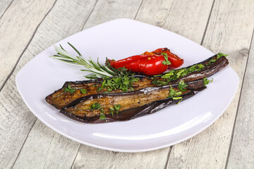 Grilled eggplant with bell pepper