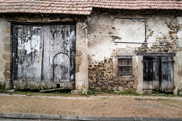 façade d'une vieille batisse