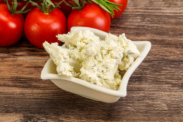 Soft cream cheese with herbs