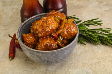 Meat ball in tomato sauce