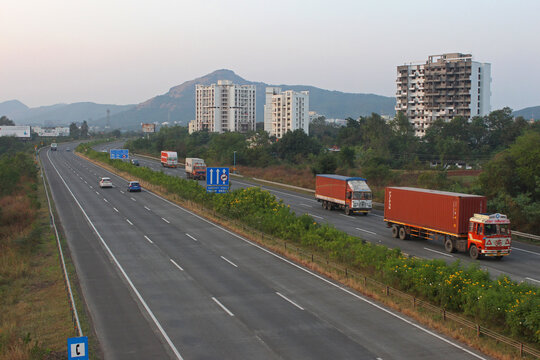 NH-4 Pune Bengaluru Highway, Pune, Maharashtra, India.