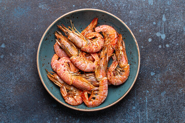 Whole cooked shrimps in bowl