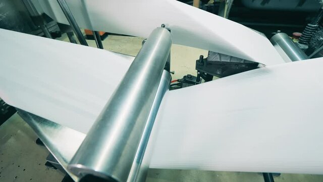Modern functioning paper converting machine